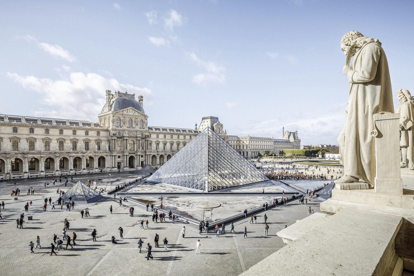 LOUVRE WALKING TOUR- 39€