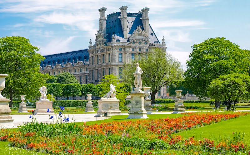 LOUVRE WALKING TOUR- 39€